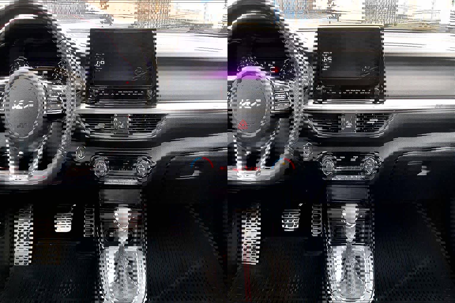 Used 2023 Kia Forte GT w/ GT2 Package image 9