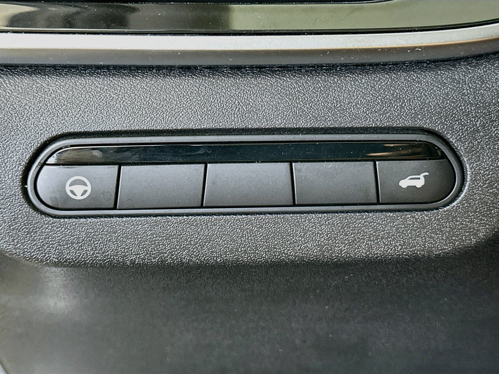 Used 2023 INFINITI QX60 Luxe w/ Performance Audio Package FWD image 17