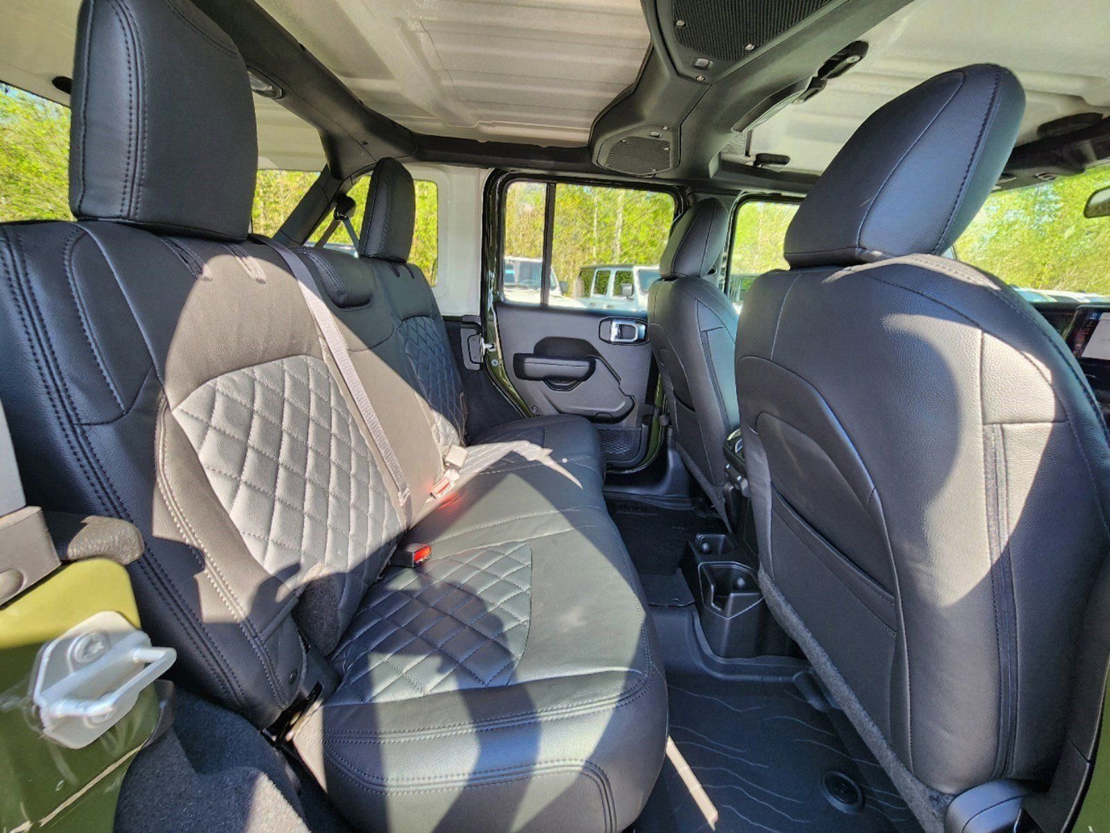 Used 2024 Jeep Wrangler Unlimited Sport image 6