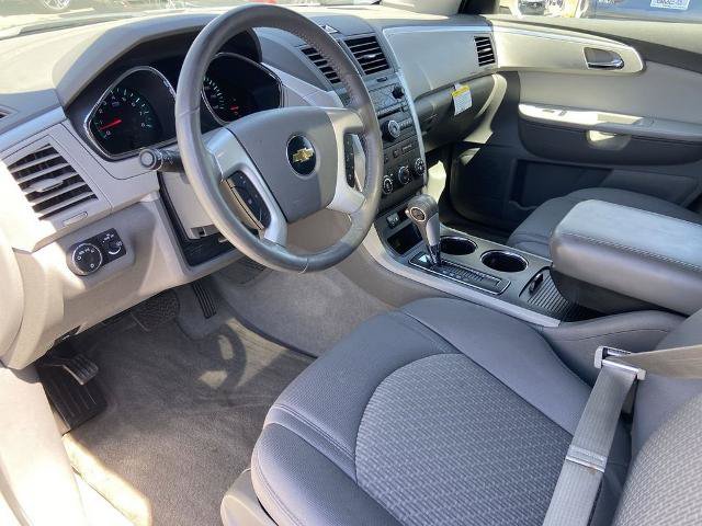 Used 2011 Chevrolet Traverse LT w/ Personal Connectivity Package FWD image 6