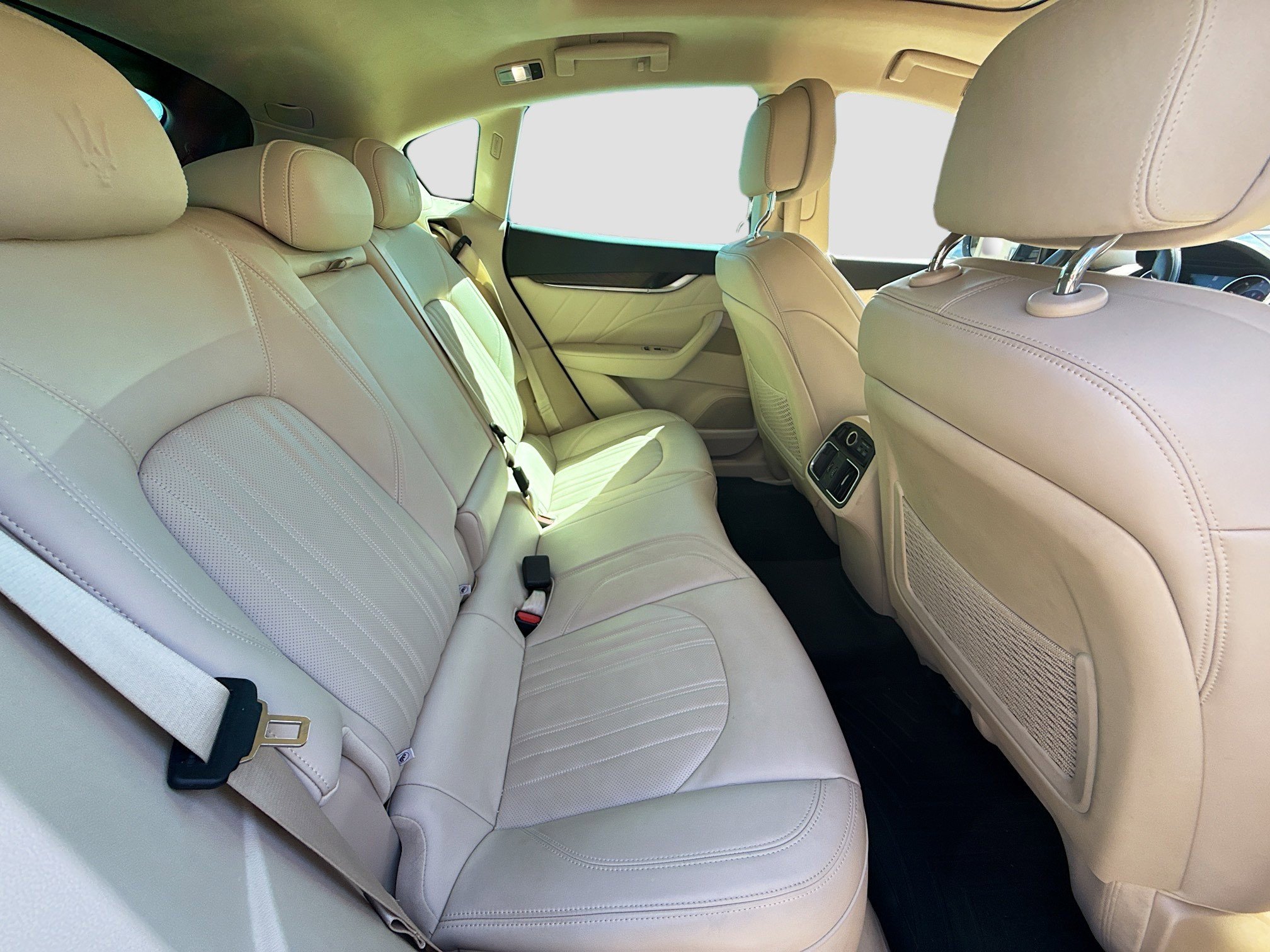 Used 2022 Maserati Levante GT image 27