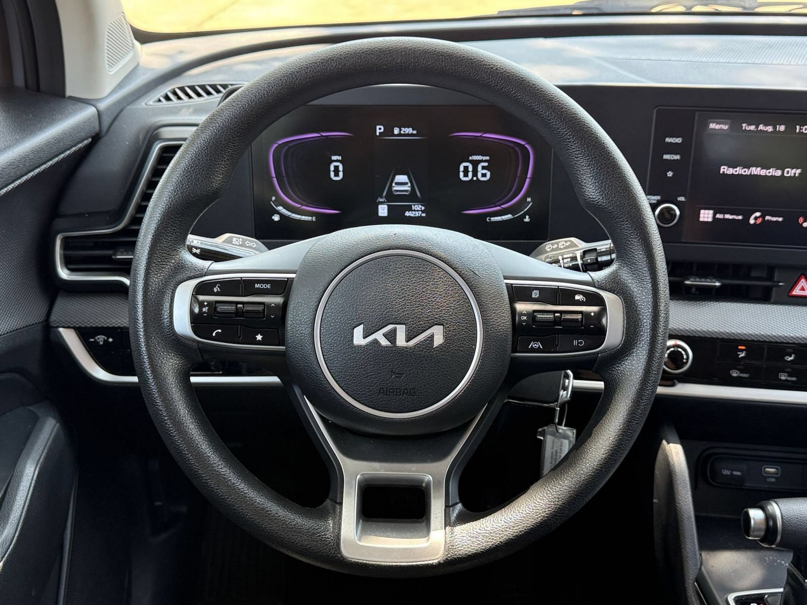 Used 2025 Kia Sportage LX FWD image 27