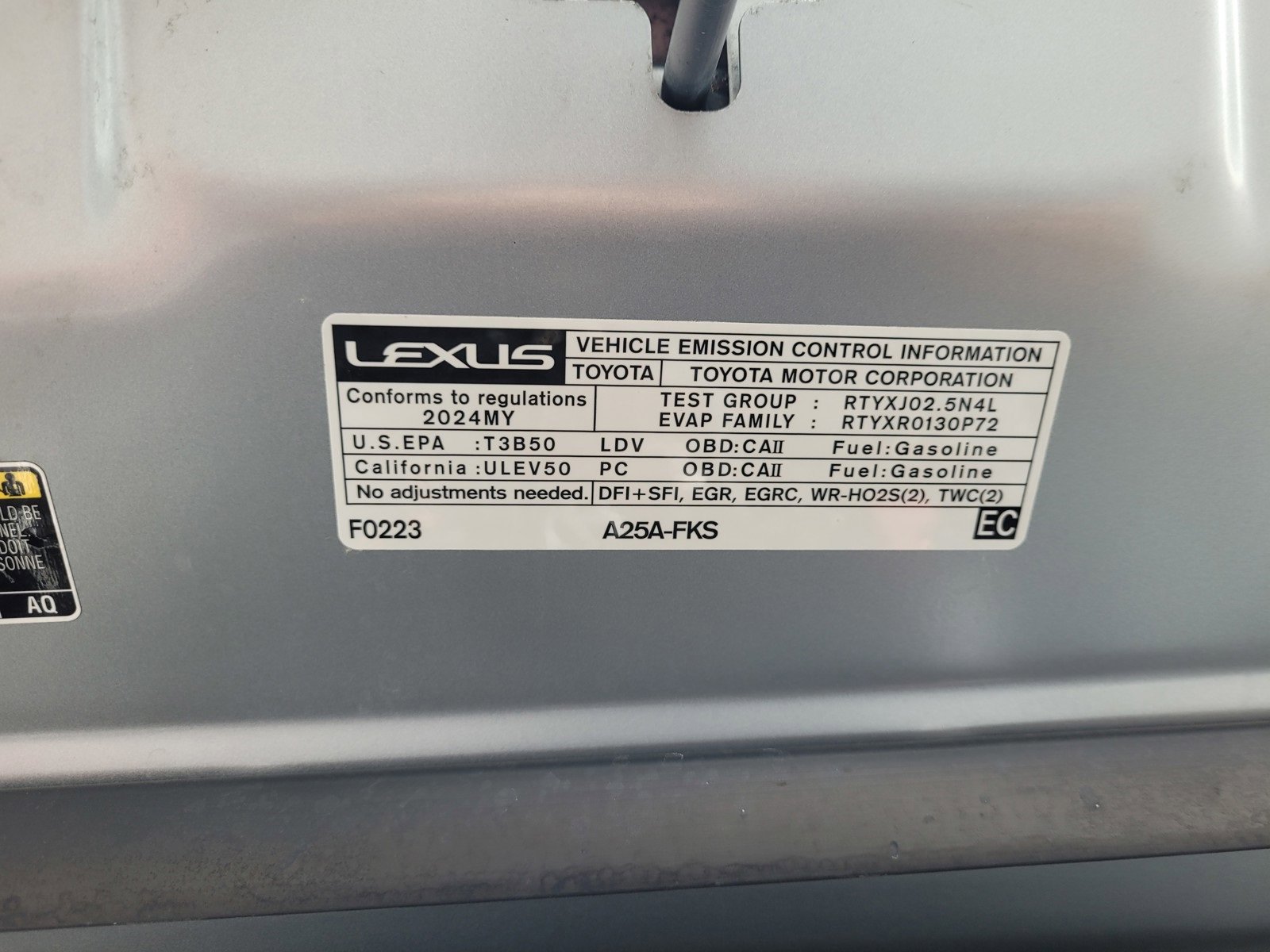 Used 2024 Lexus ES 250 w/ Premium Package image 30