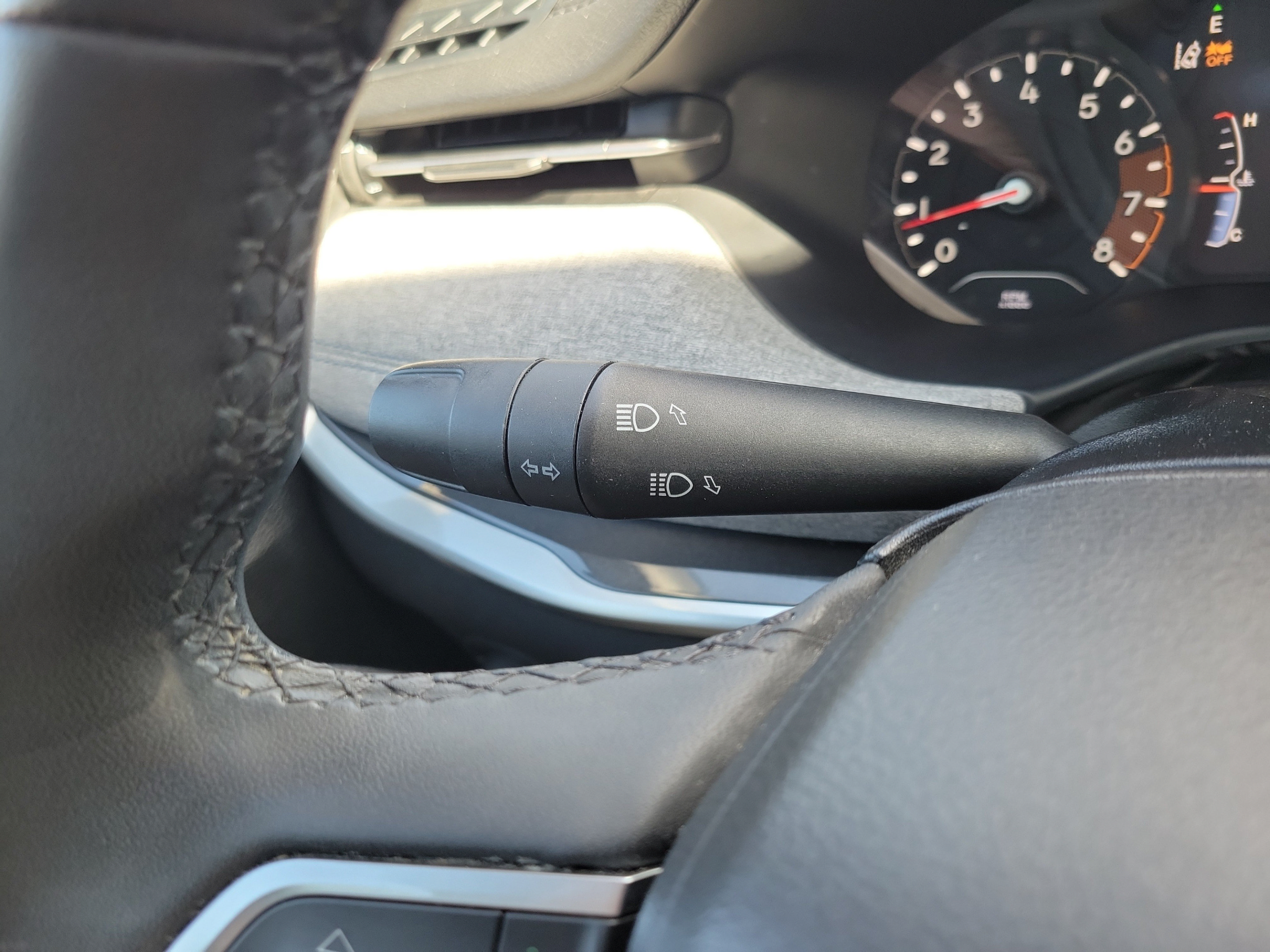 Used 2024 Jeep Compass Latitude AWD/4WD image 26
