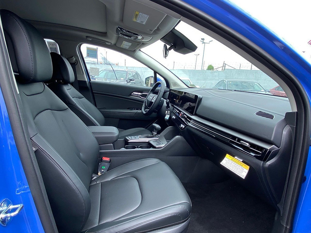 New 2026 Kia Sportage EX FWD image 27