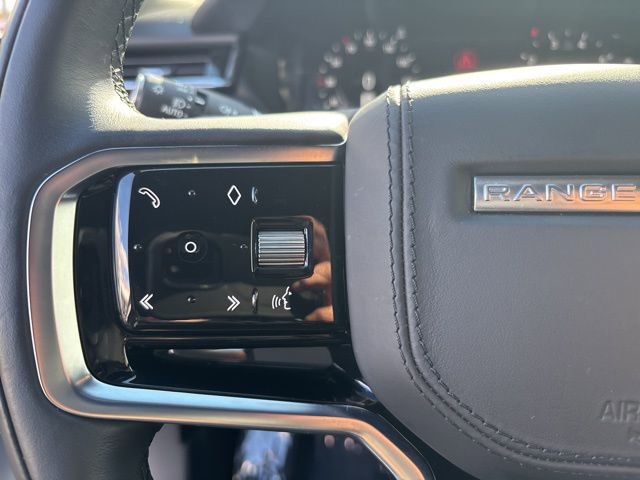 Used 2023 Land Rover Range Rover Velar R-Dynamic S image 17