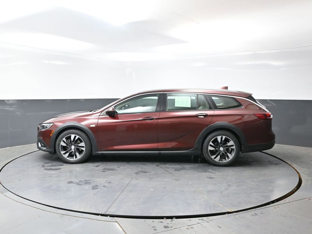 Used 2018 Buick Regal Preferred w/ Sights and Sounds Package AWD/4WD image 12