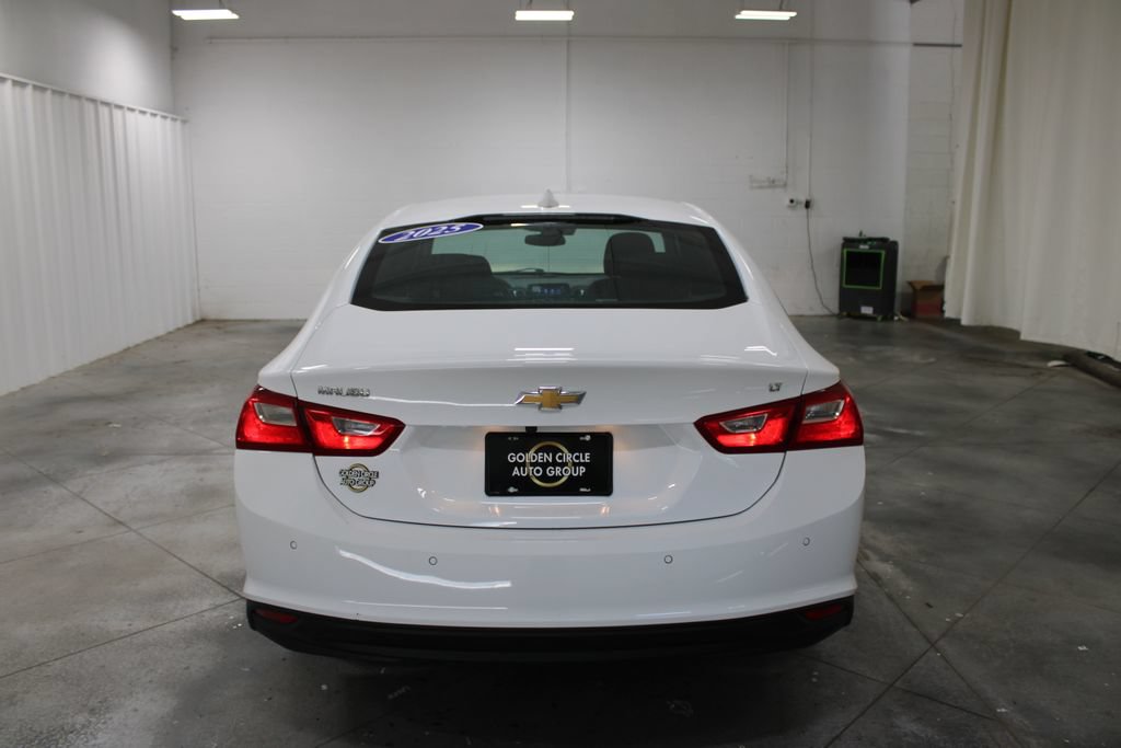 Used 2025 Chevrolet Malibu LT FWD image 8