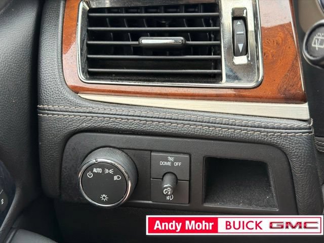 Used 2012 Cadillac Escalade Platinum AWD/4WD image 36