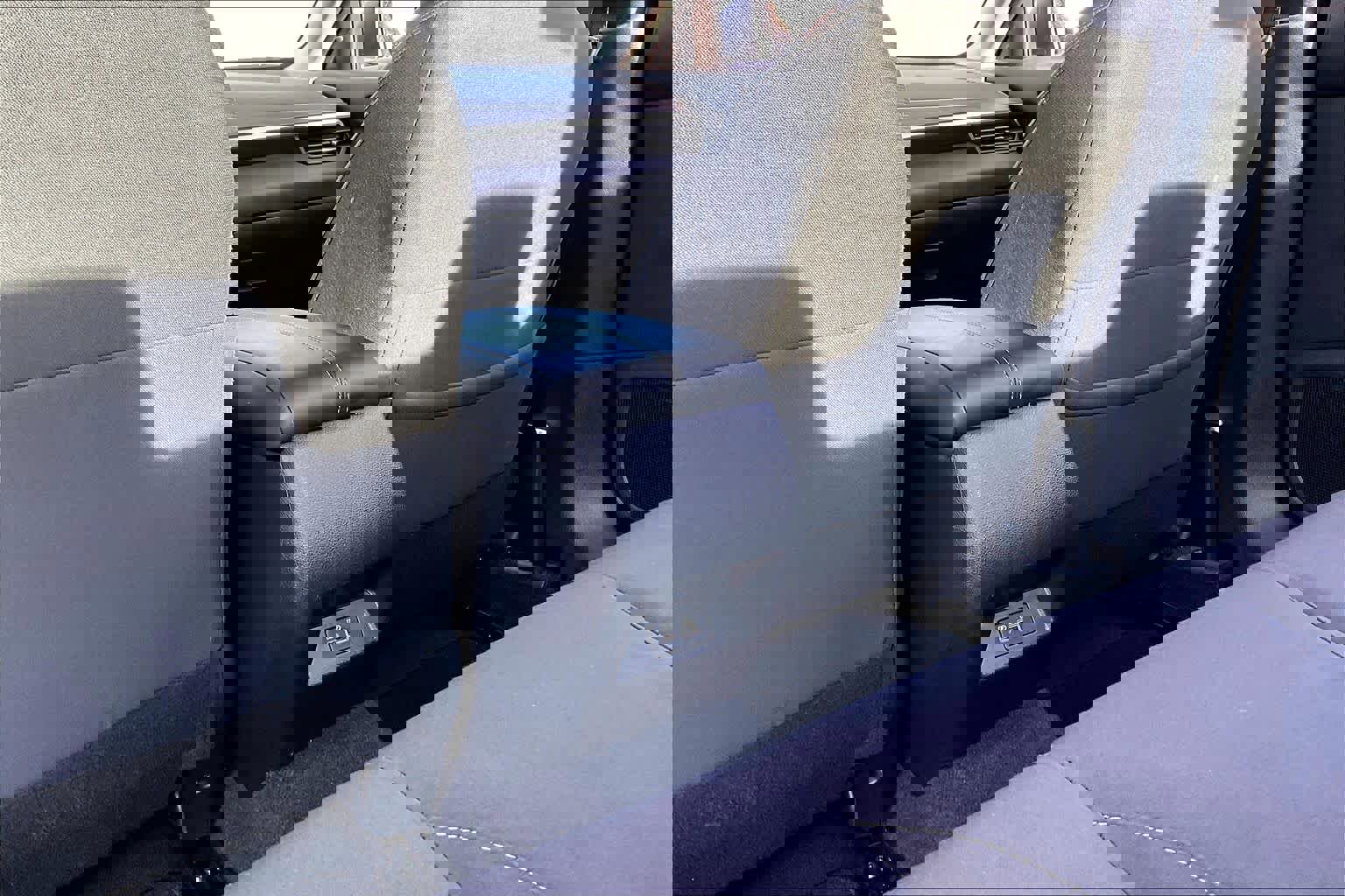 Used 2025 Nissan Altima 2.5 SV image 34