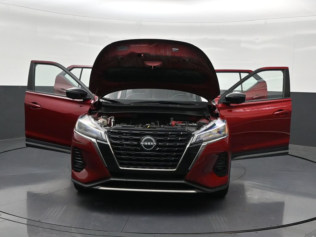 Used 2023 Nissan Kicks SR w/ SR Premium Package FWD image 36