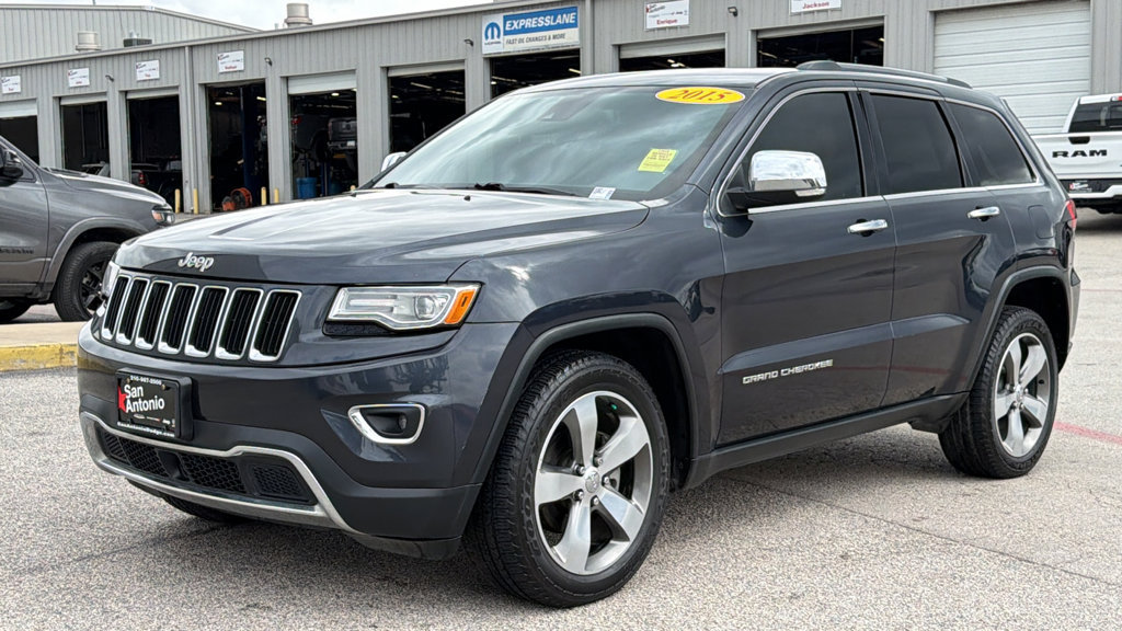 Used 2015 Jeep Grand Cherokee Limited w/ Luxury Group II AWD/4WD image 3