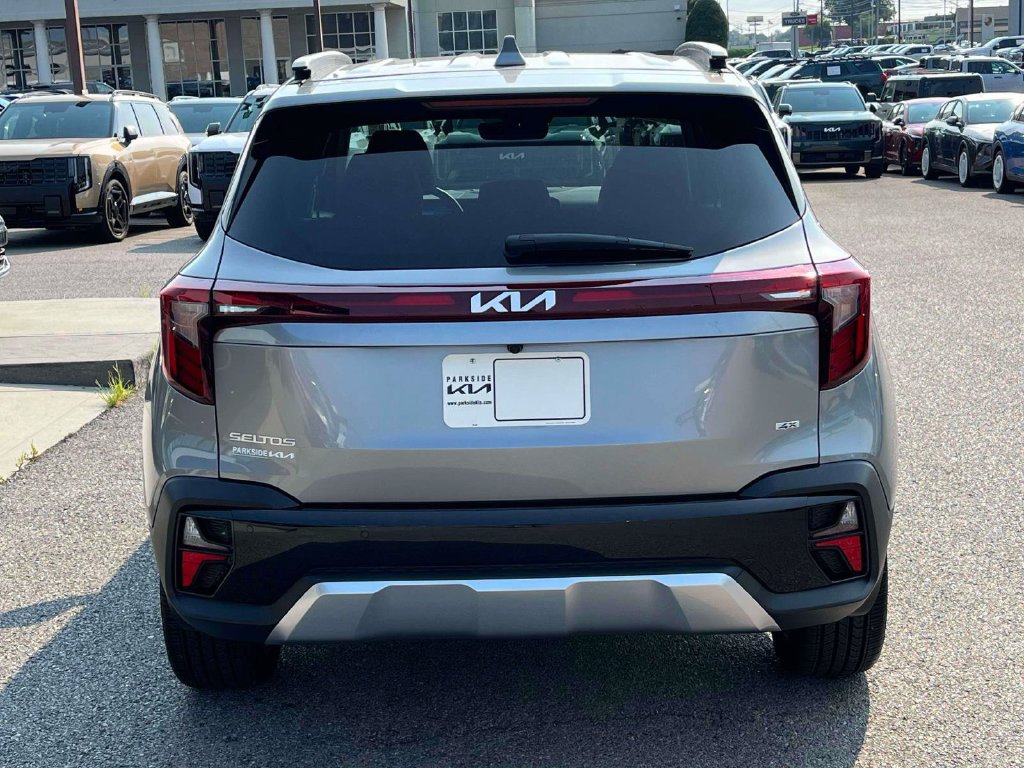 Used 2025 Kia Seltos SX AWD/4WD image 28