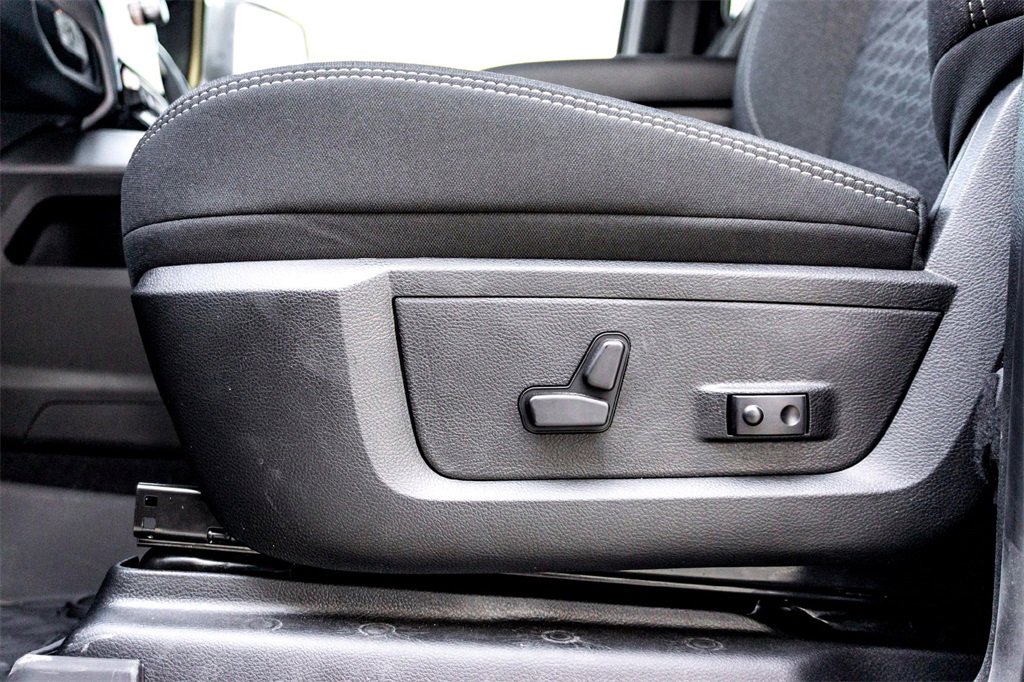 New 2026 RAM 2500 Big Horn image 8