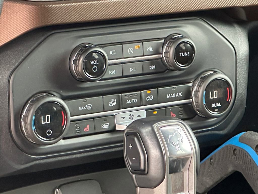 Used 2023 Ford Bronco Outer Banks image 14