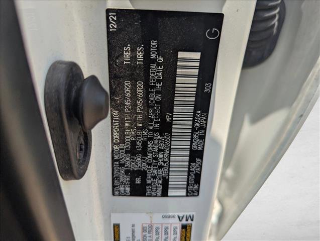 Used 2022 Toyota 4Runner Limited AWD/4WD image 24