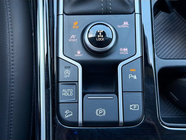 Used 2024 Kia Sorento SX AWD/4WD image 31