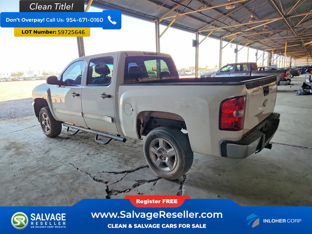 Used 2011 Chevrolet Silverado 1500 2WD Crew Cab Hybrid image 3