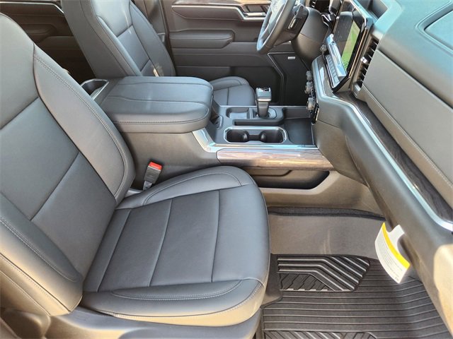 New 2026 Chevrolet Silverado 1500 LTZ w/ LTZ Premium Package image 12
