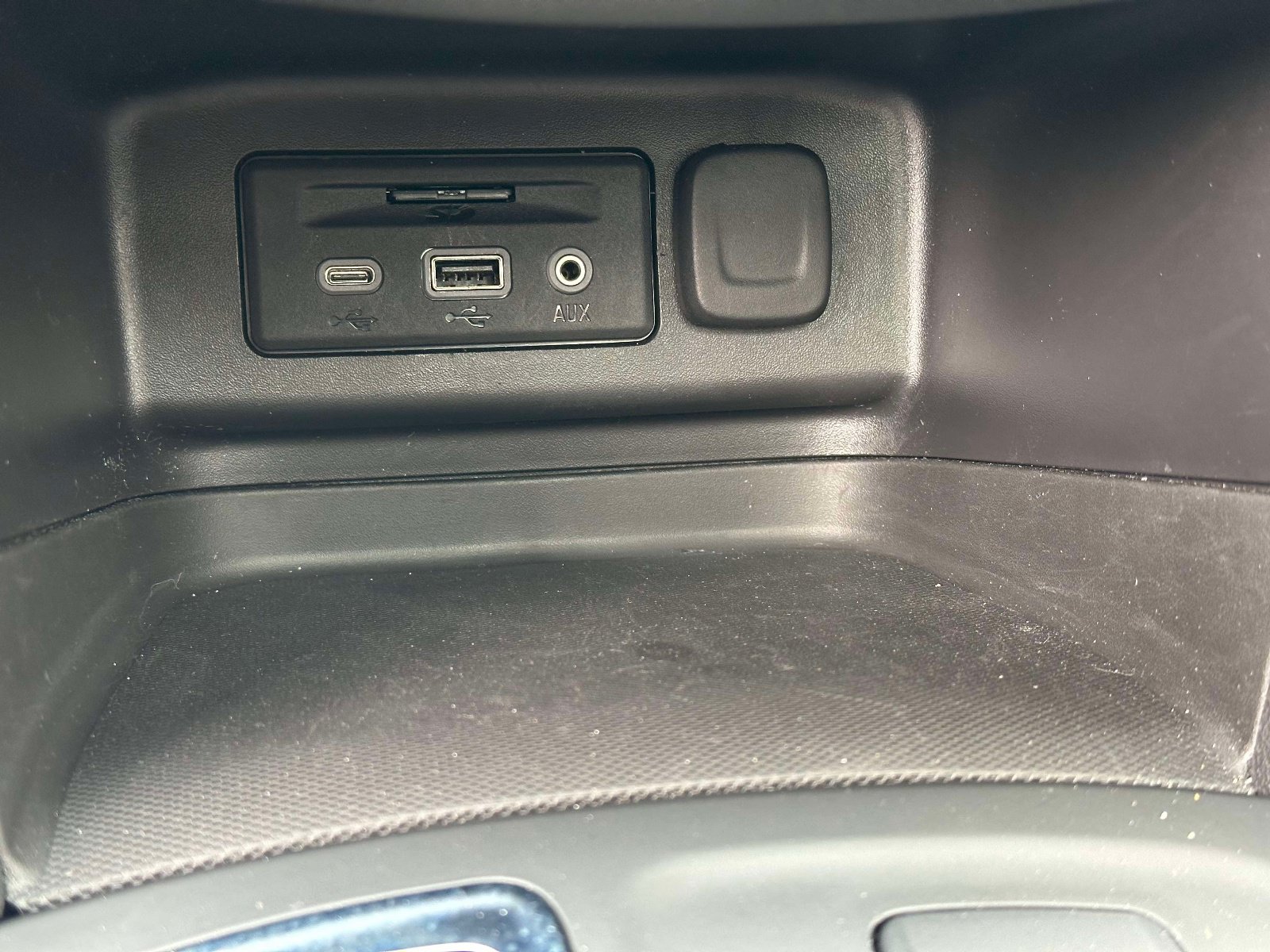 Used 2024 Chevrolet Equinox LT AWD/4WD image 33