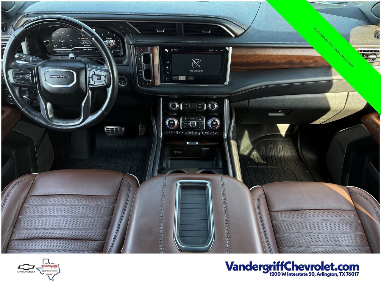 Used 2023 GMC Yukon XL Denali Ultimate w/ LPO, Floor Liner Package AWD/4WD image 10