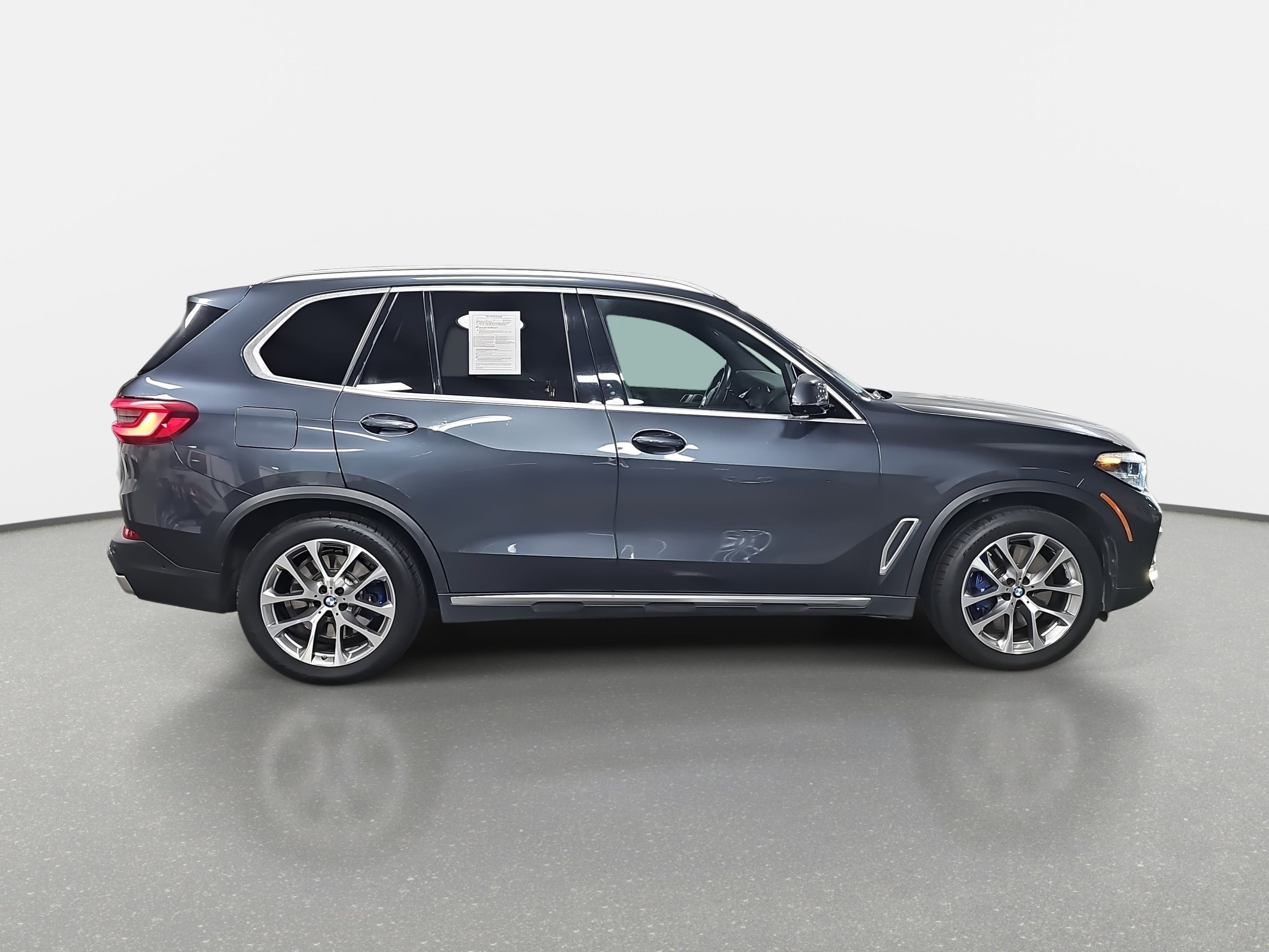 Used 2020 BMW X5 xDrive40i w/ Premium Package image 4