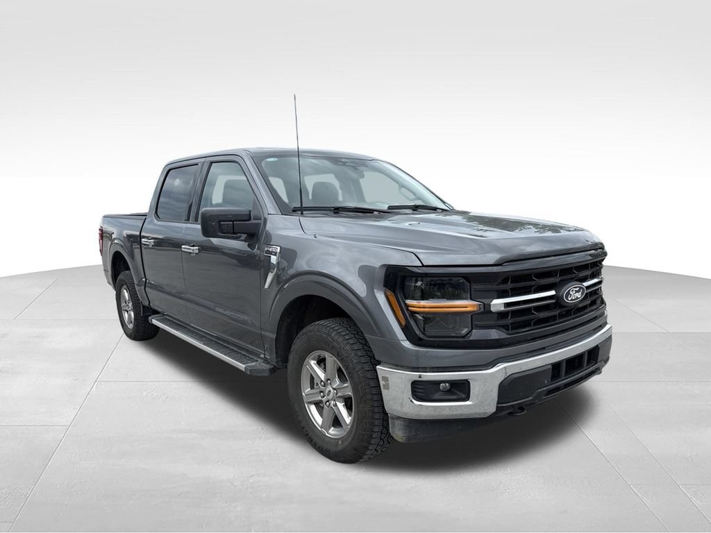Used 2025 Ford F150 XLT w/ Equipment Group 301A Standard AWD/4WD image 3