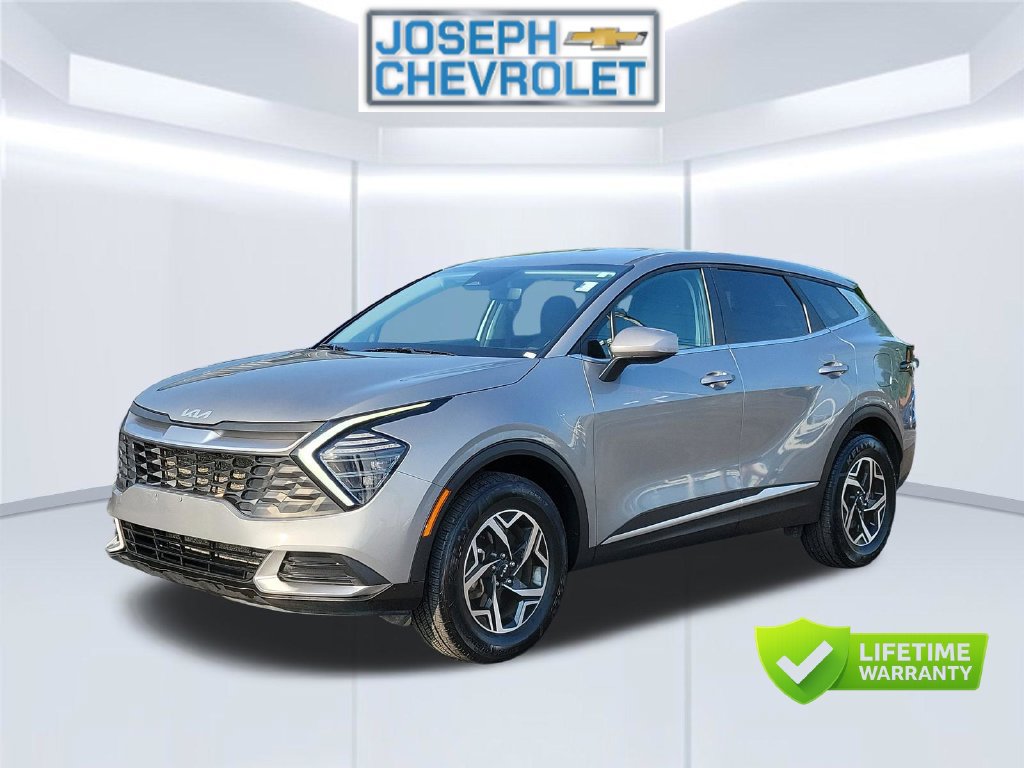 Used 2024 Kia Sportage LX AWD/4WD image 3
