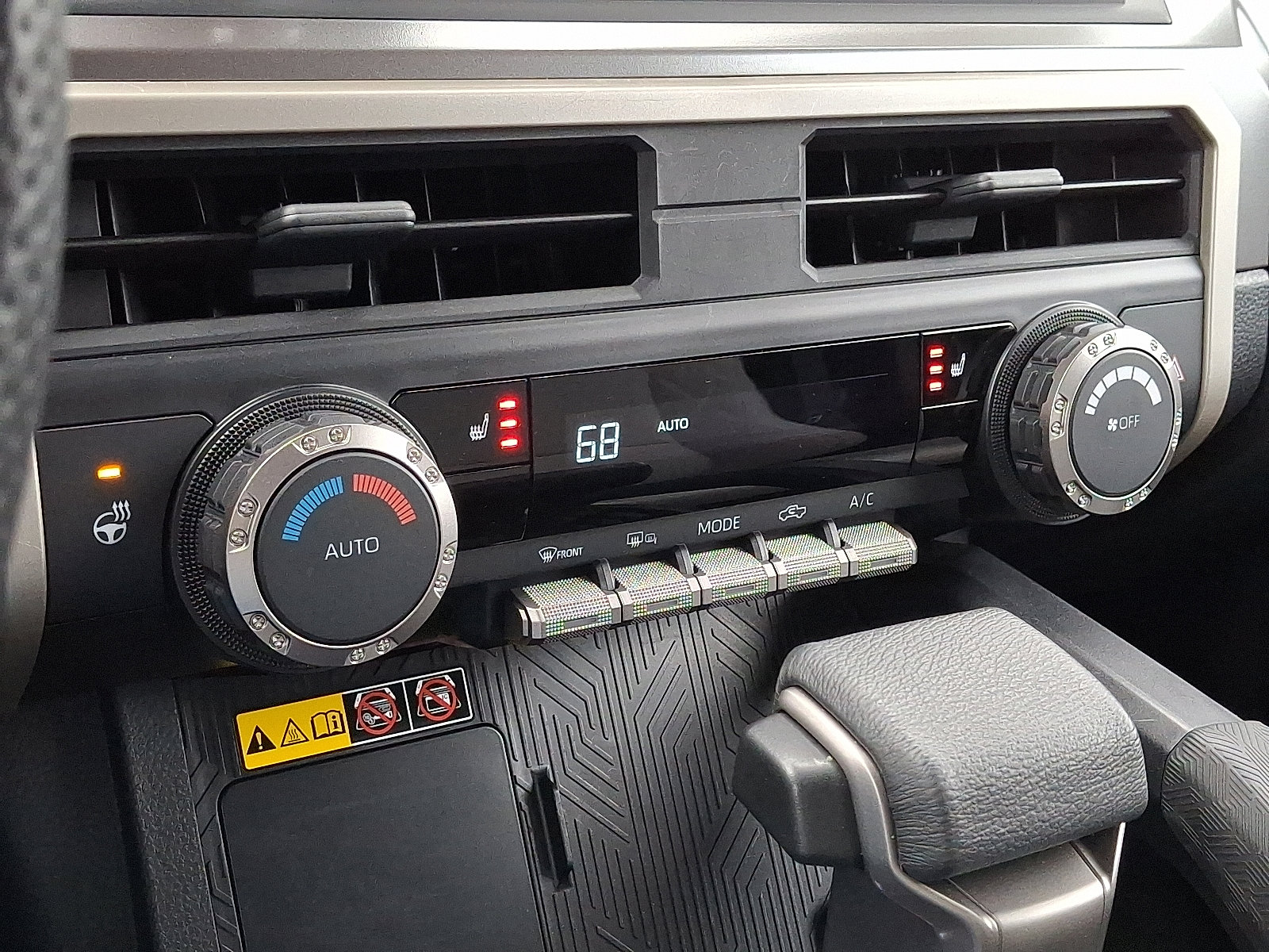 Certified 2024 Toyota Tacoma SR5 image 17