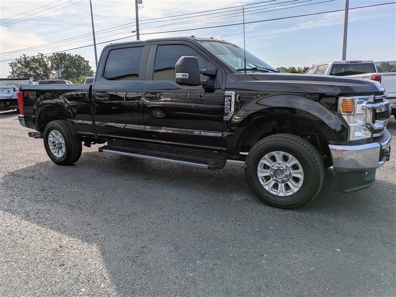 Used 2022 Ford F250 XL w/ STX Appearance Package image 9