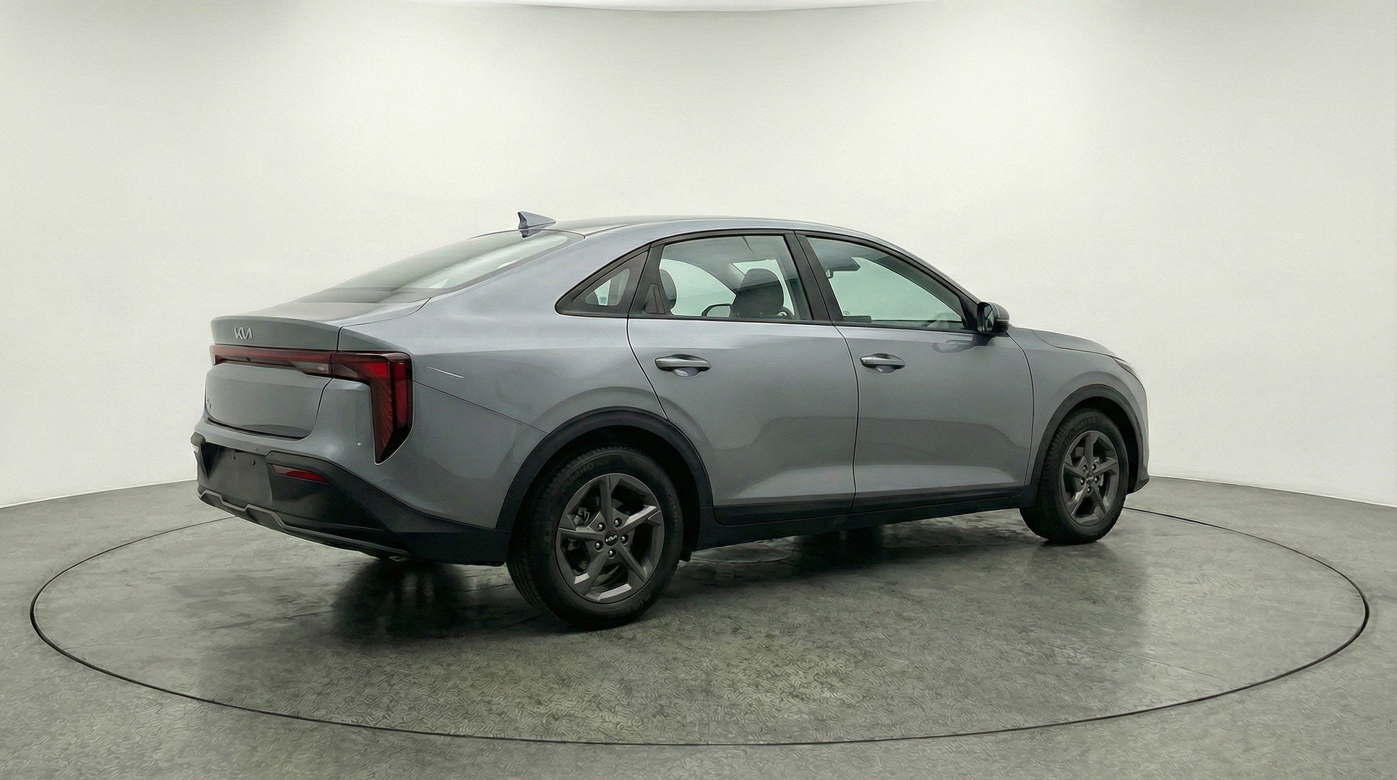 Used 2025 Kia K4 LXS image 9