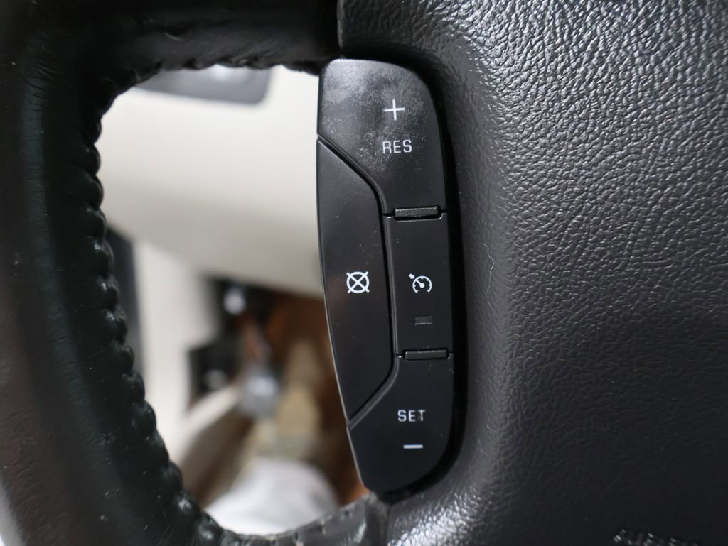 Used 2010 Chevrolet Impala LT w/ Luxury Edition Package image 30