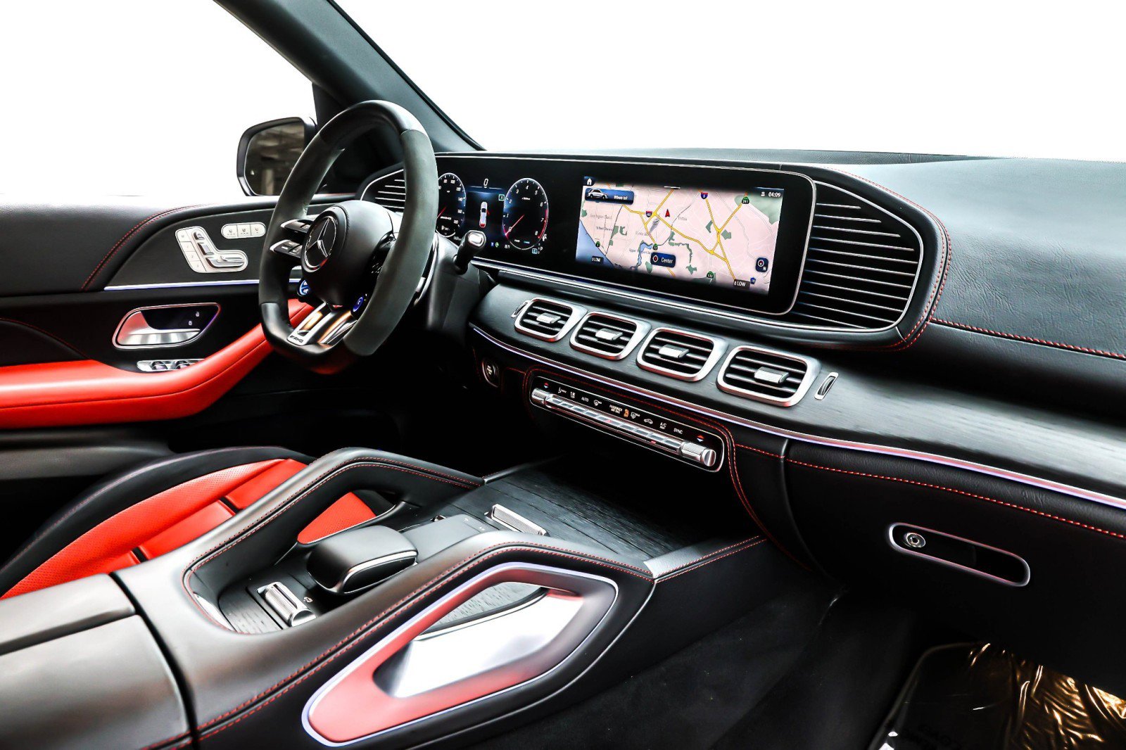 Used 2025 Mercedes-Benz GLE 53 AMG 4MATIC image 16