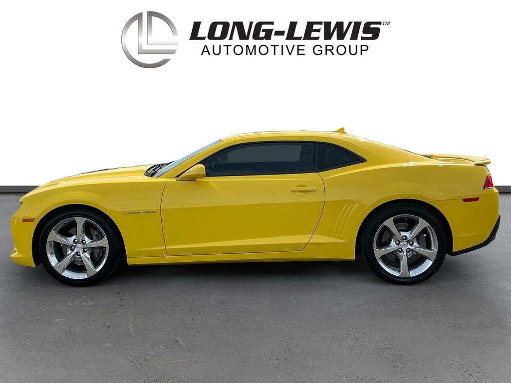 Used 2015 Chevrolet Camaro SS w/ RS Package RWD image 2
