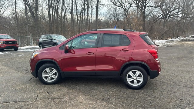 Used 2021 Chevrolet Trax LT w/ Driver Confidence Package image 6