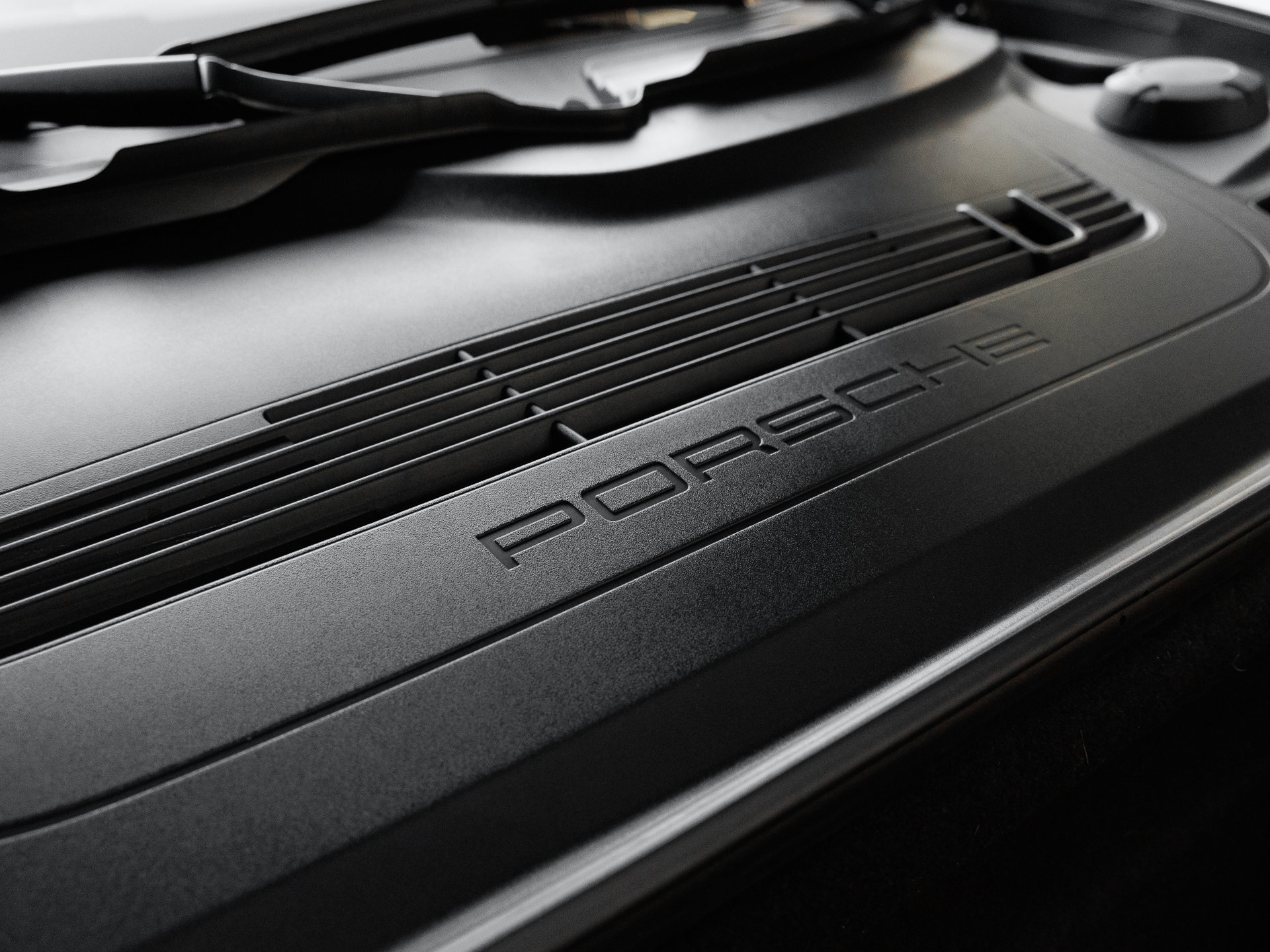 Certified 2025 Porsche 718 Cayman RWD image 39