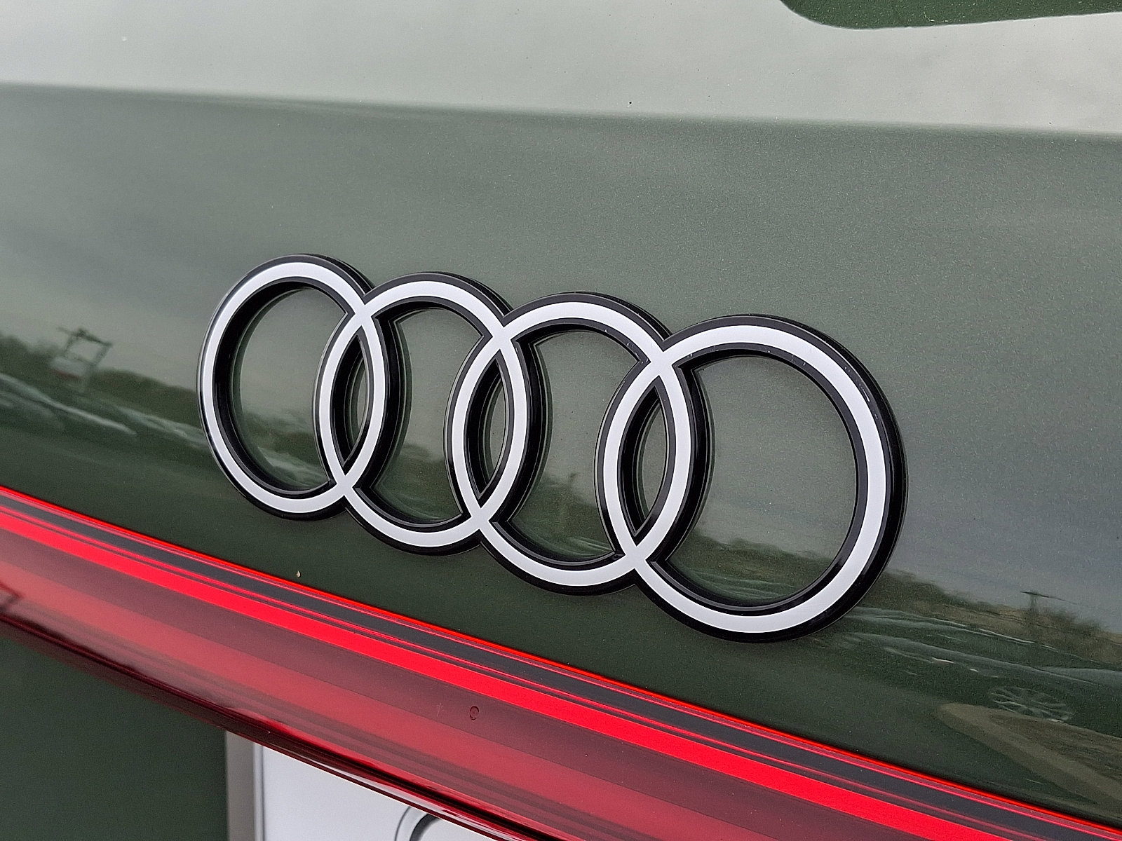 Certified 2025 Audi Q5 Premium Plus w/ Premium Plus AWD/4WD image 31