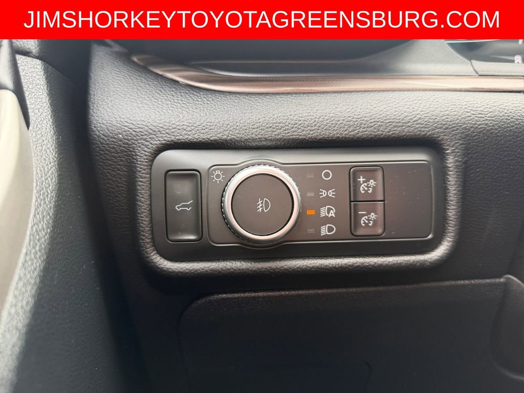 Used 2021 Ford Explorer Limited w/ Equipment Group 301A image 30