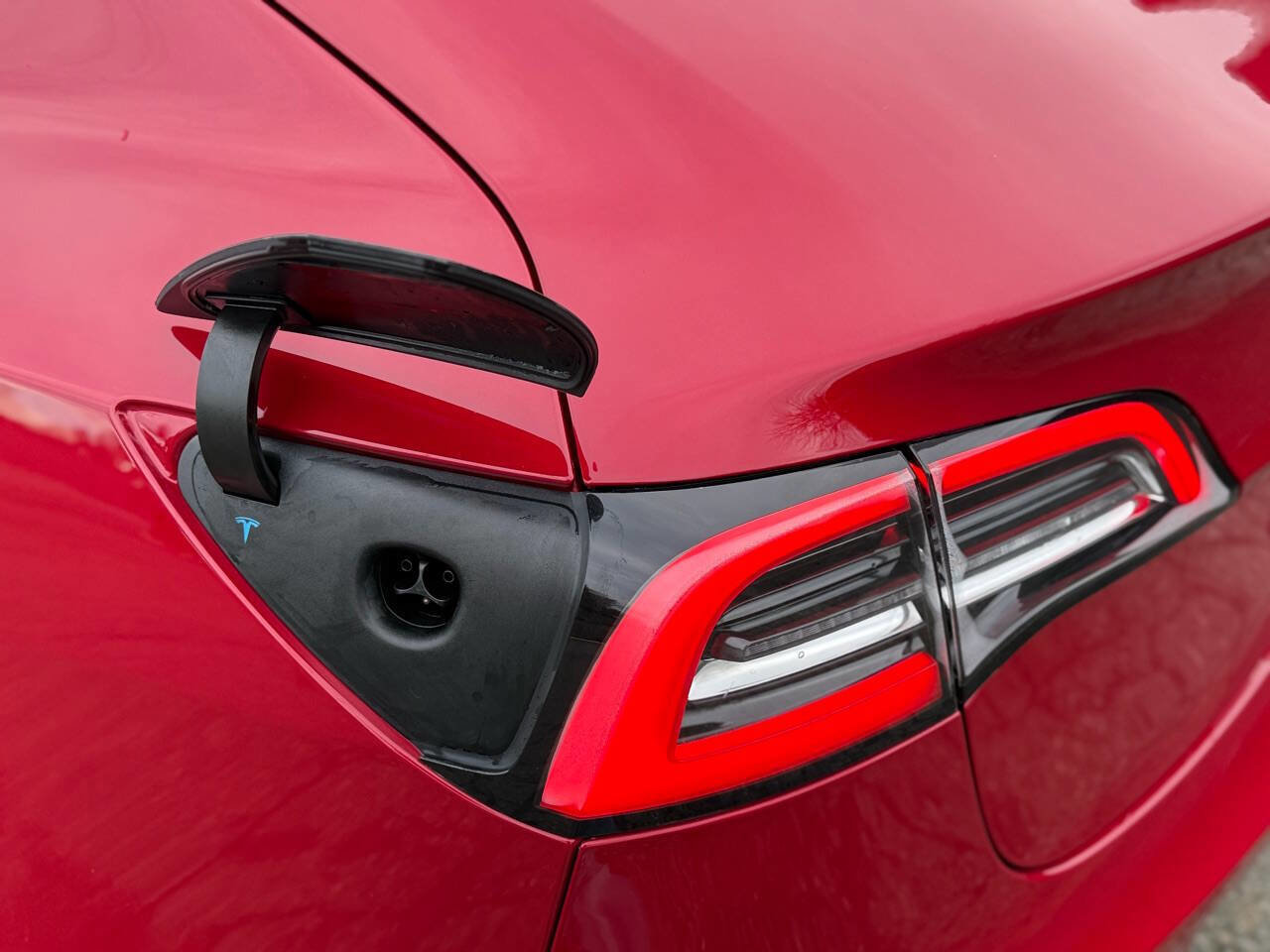 Used 2020 Tesla Model 3 Long Range image 31