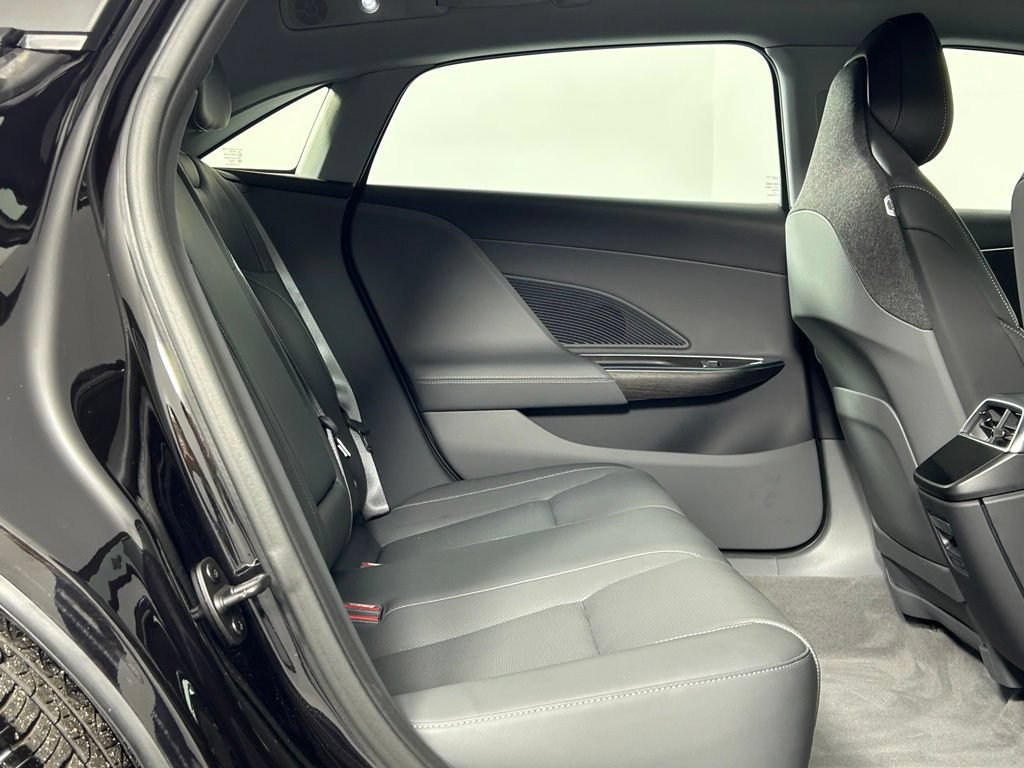 Used 2025 Lucid Air Touring AWD/4WD image 13