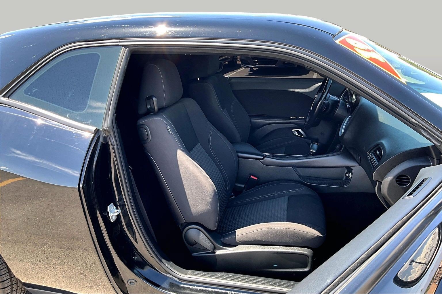 Used 2019 Dodge Challenger SXT RWD image 7