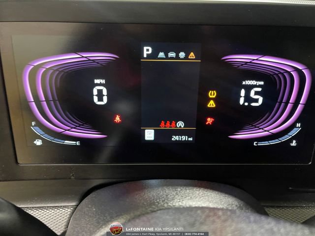 Used 2025 Kia Sportage LX image 12