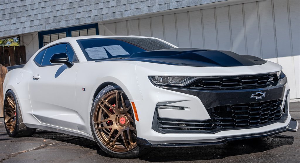 Used 2019 Chevrolet Camaro SS image 7