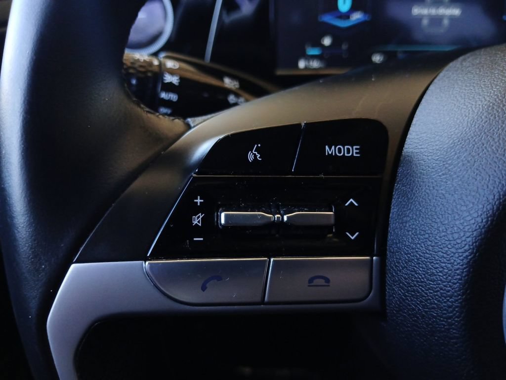 Used 2021 Hyundai Elantra SEL w/ Convenience Package FWD image 15