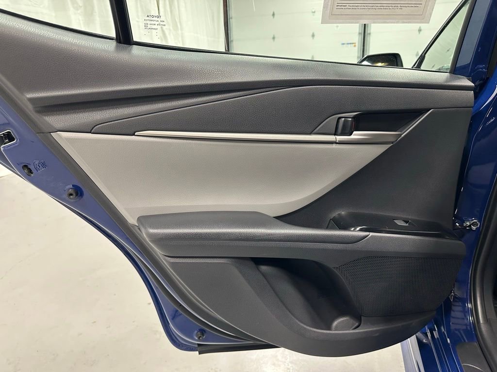 Used 2026 Toyota Camry SE FWD image 43