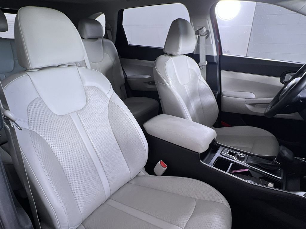 Used 2024 Kia Sorento S w/ Panoramic Sunroof Package image 28