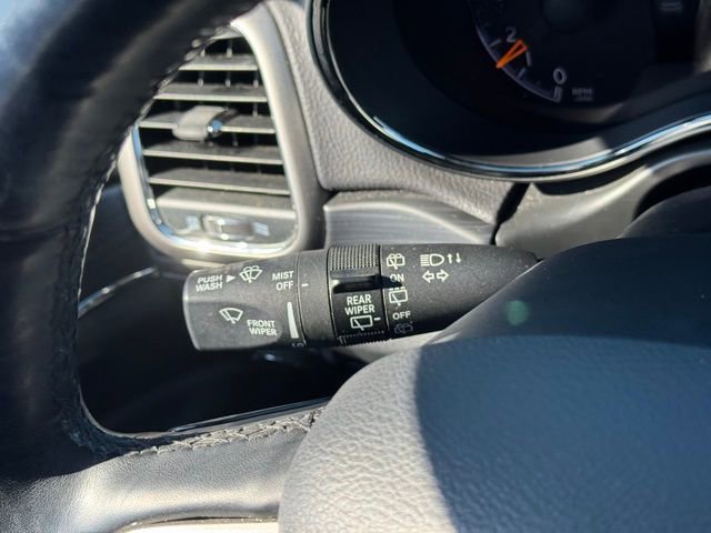 Used 2020 Jeep Grand Cherokee Limited image 26