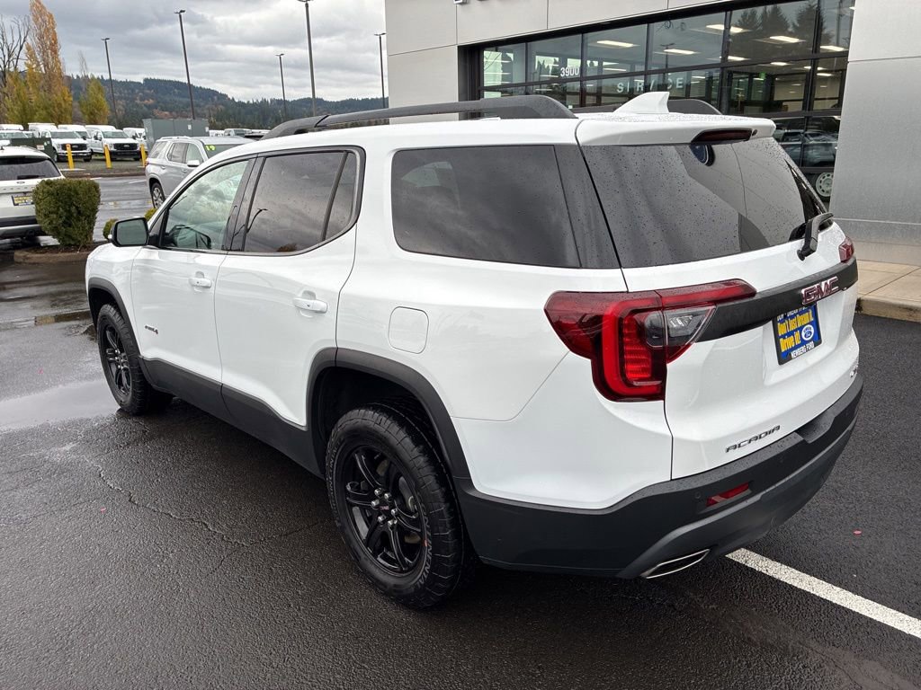 Used 2023 GMC Acadia AT4 w/ GMC Pro Grade Package AWD/4WD image 5