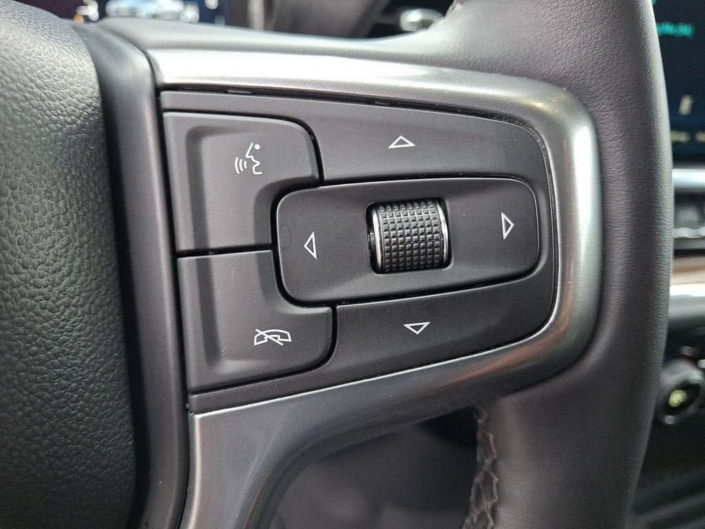 Used 2024 Chevrolet Silverado 1500 LT AWD/4WD image 22