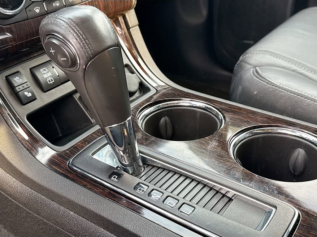 Used 2015 Chevrolet Traverse LTZ image 18